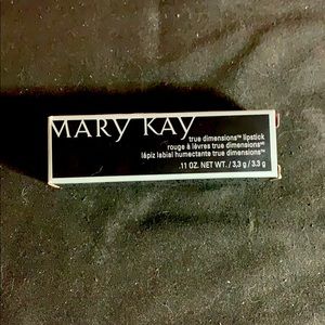 Mary Kay True Dimensions Lipstick